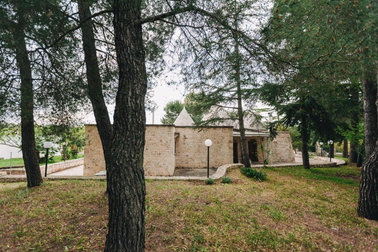Trulli Pinnacoli โลโกโรตอนโด ภายนอก รูปภาพ